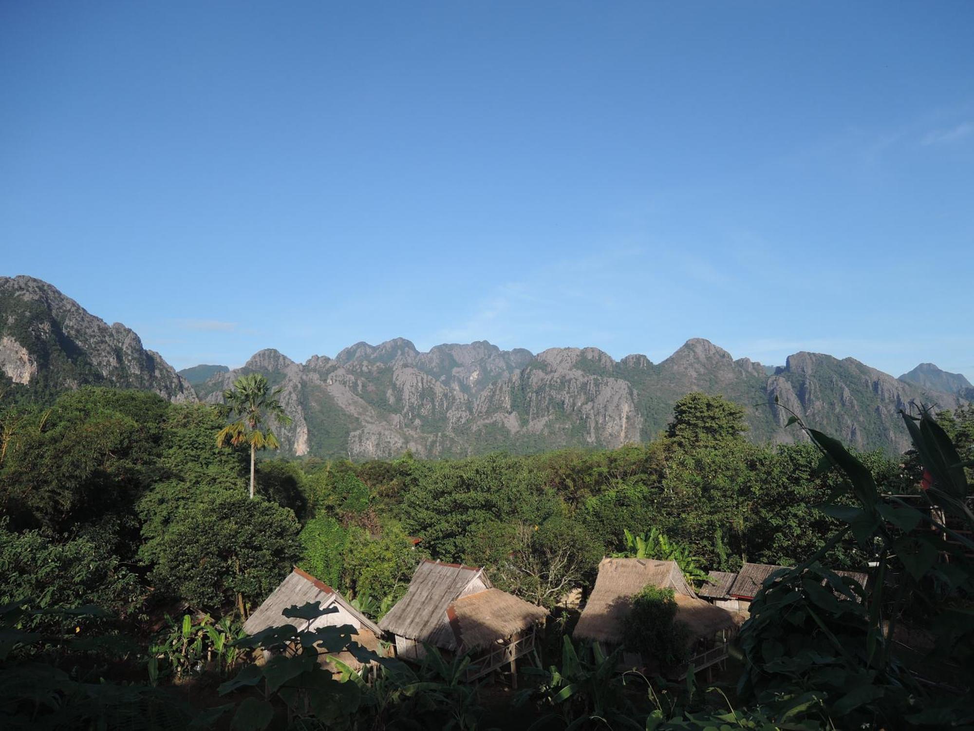 Lacasa Vang Vieng Hotel Exterior photo